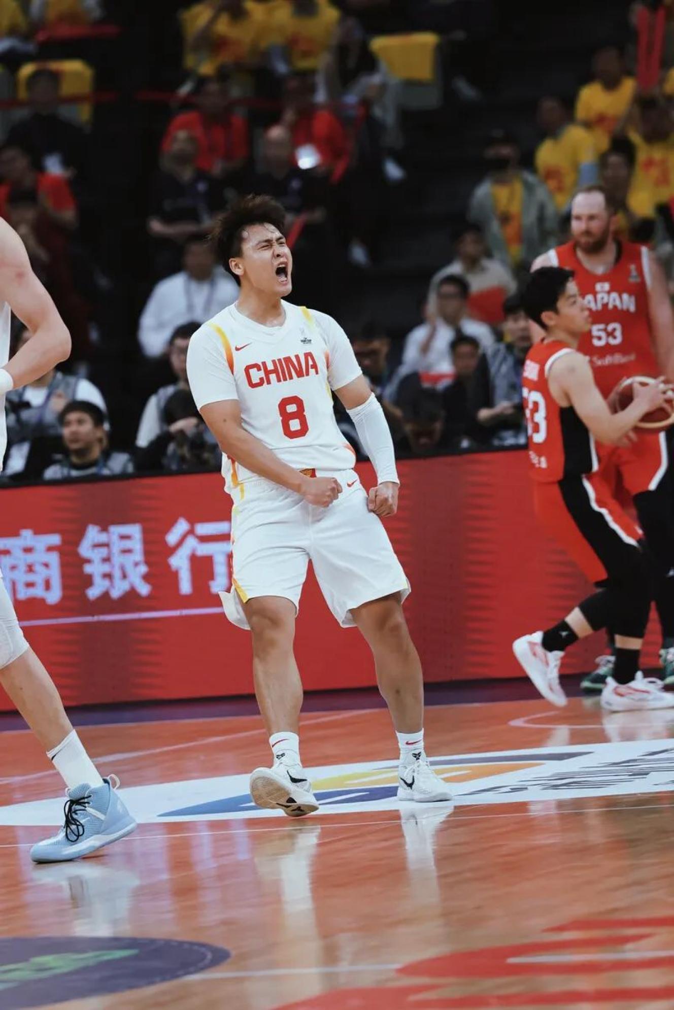 斯洛文尼亚男篮横扫日本，成功晋级奥运会四强