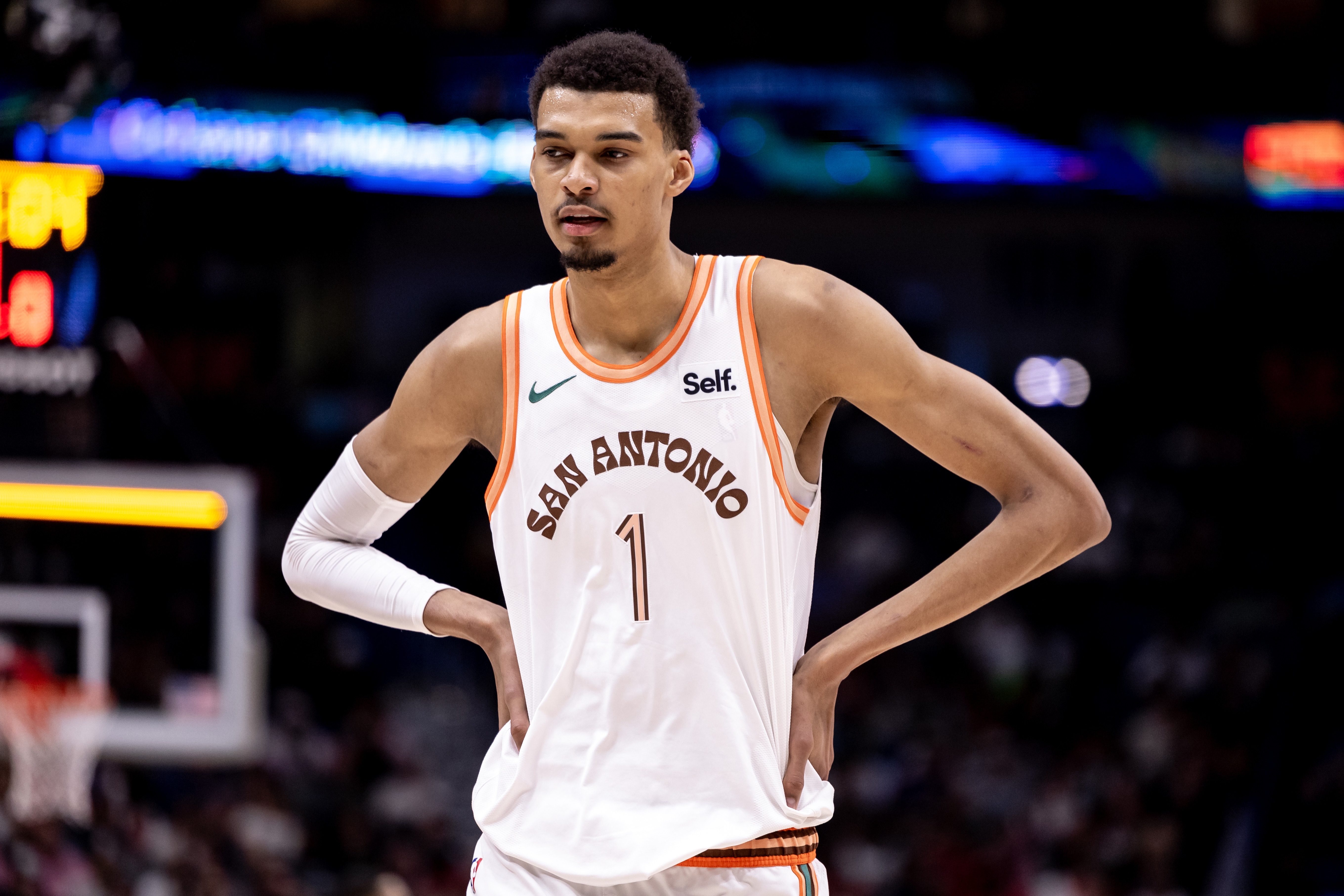 马刺队签下自由球员,实力得到提升 马刺队签下自由球员,实力得到提升