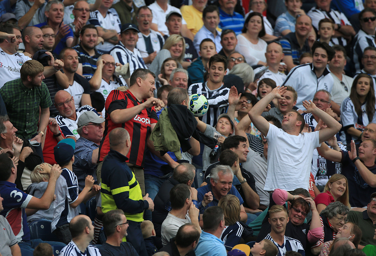 爱游戏娱乐-汉诺威成为黑马，连胜多场赛事展现实力