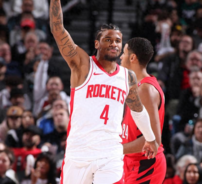 开拓者大胜活塞,稳居西部前列 开拓者大胜活塞,稳居西部前列