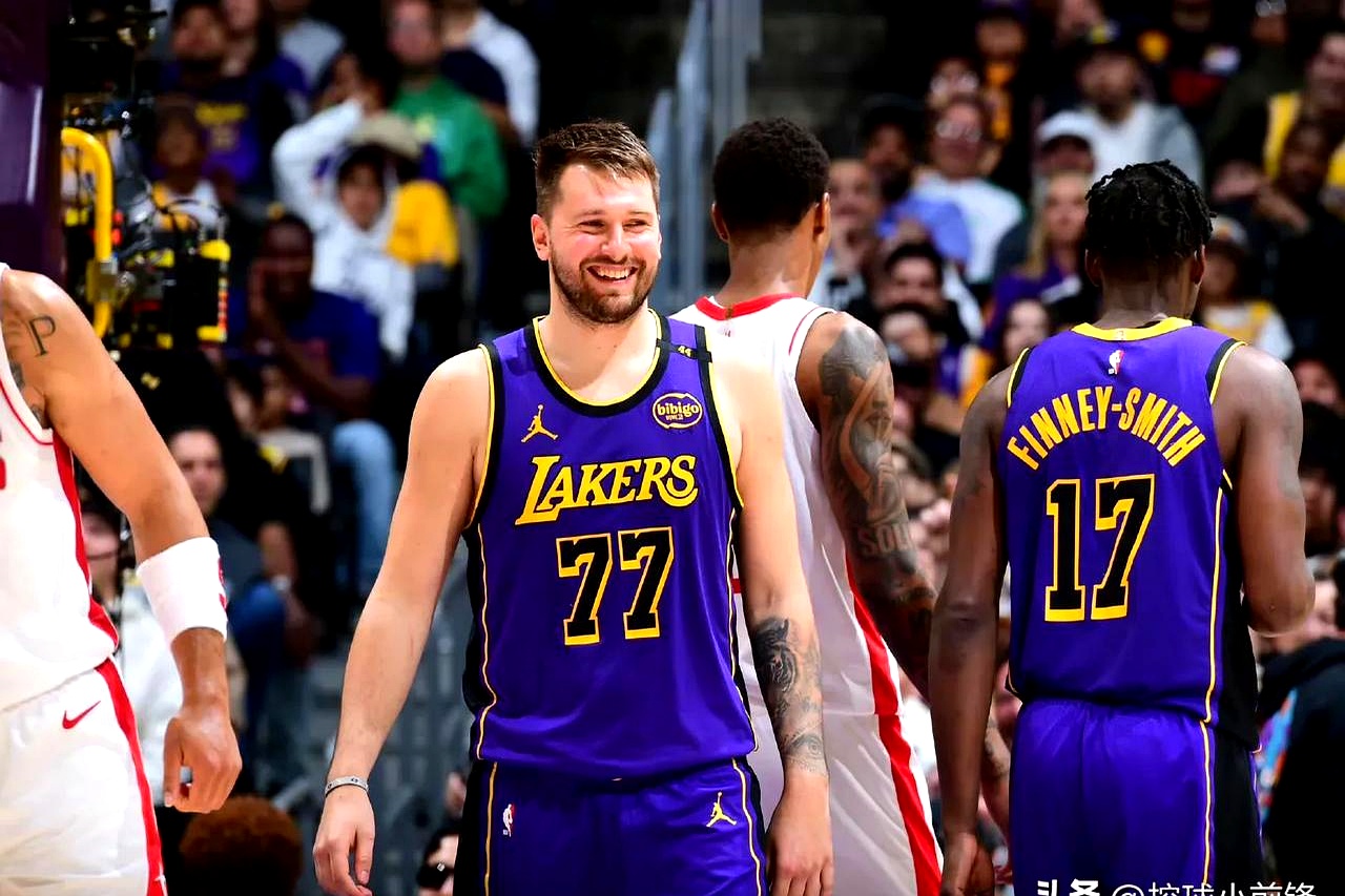 包含火箭力克凯尔特人，湖人不敌湖人的词条