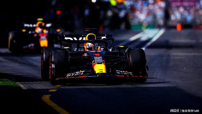 雷诺车队绝杀梅赛德斯，佩雷兹统治全场的简单介绍