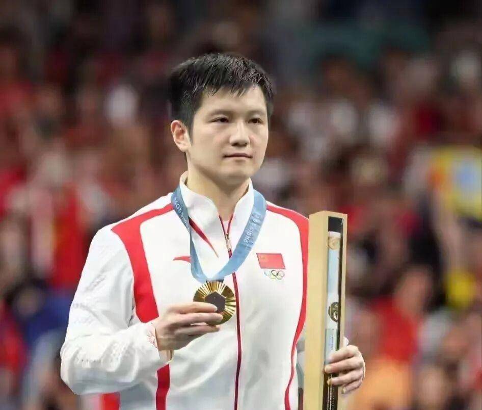 包含日本队轻取中国队,樊振东刷新纪录的词条 包含日本队轻取中国队,樊振东刷新纪录的词条