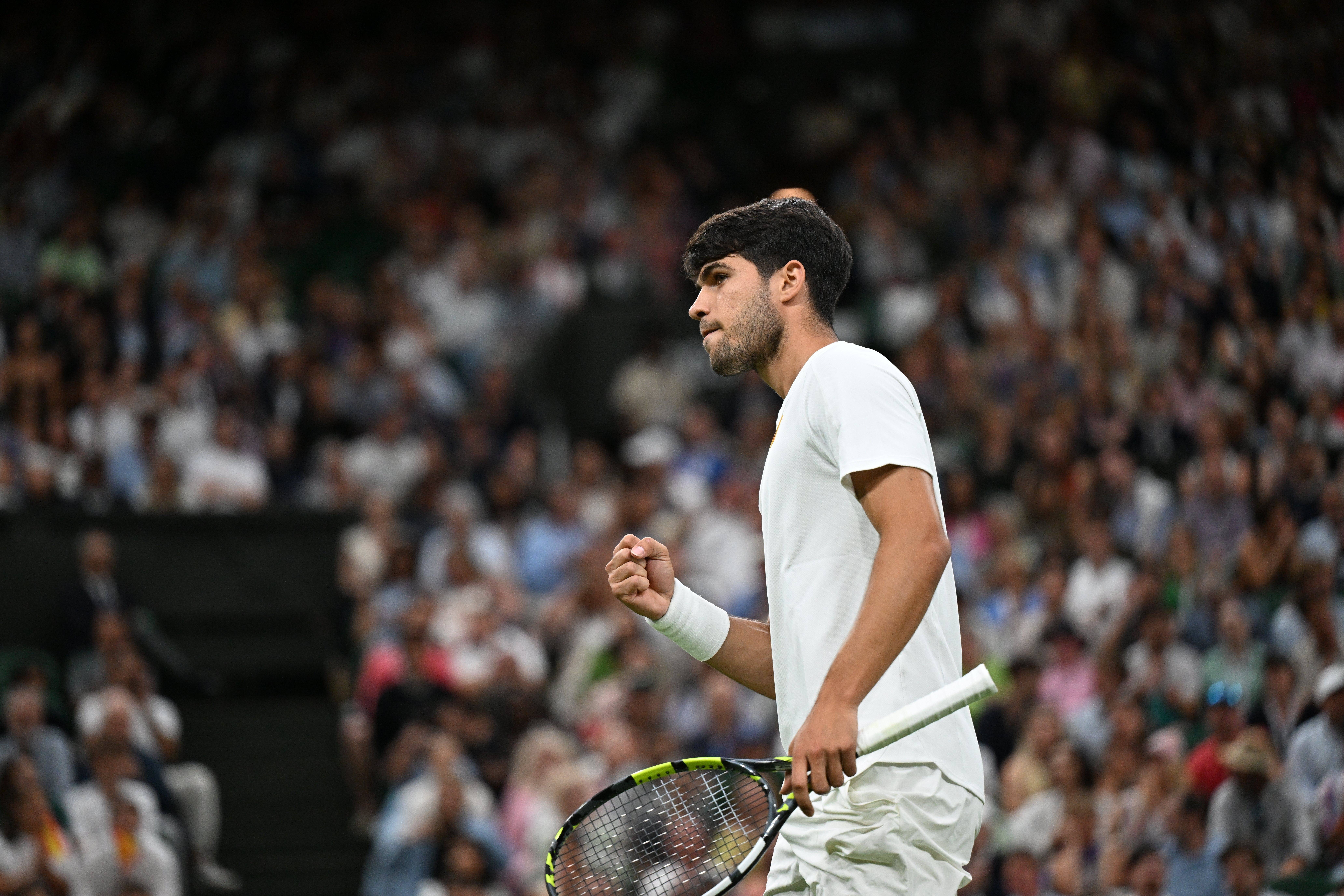 爱游戏大厅-包含澳大利亚网球队轻取欧洲网球队，阿尔卡拉斯高光表现的词条