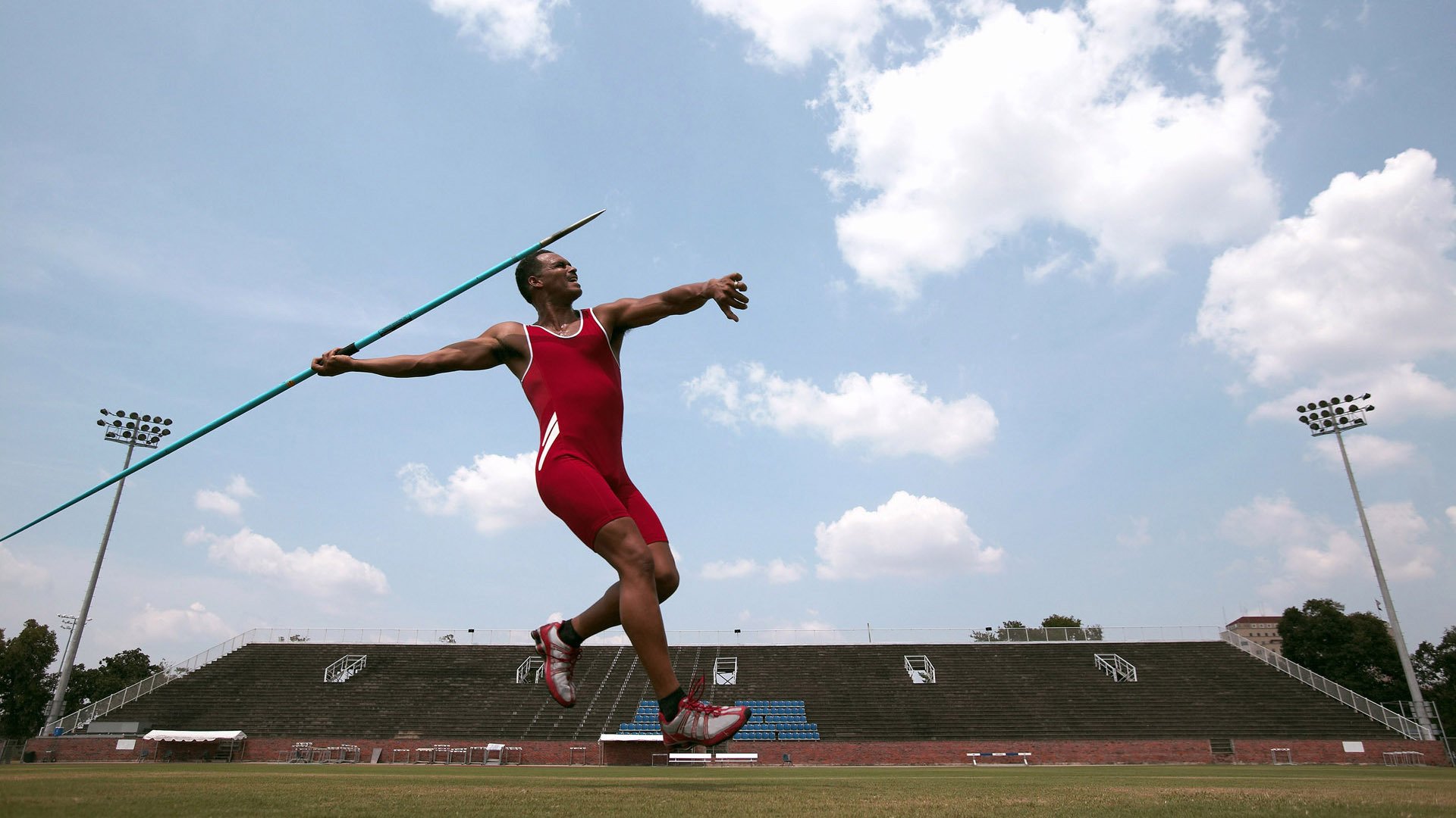 盾牌哲学,西班牙如何完美诠释防守艺术?金玟哉成关键先生