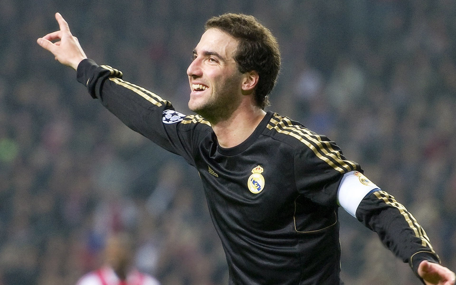 对手,成就伟大的唯一标尺,格纳布里与利物浦的胜利辩证法