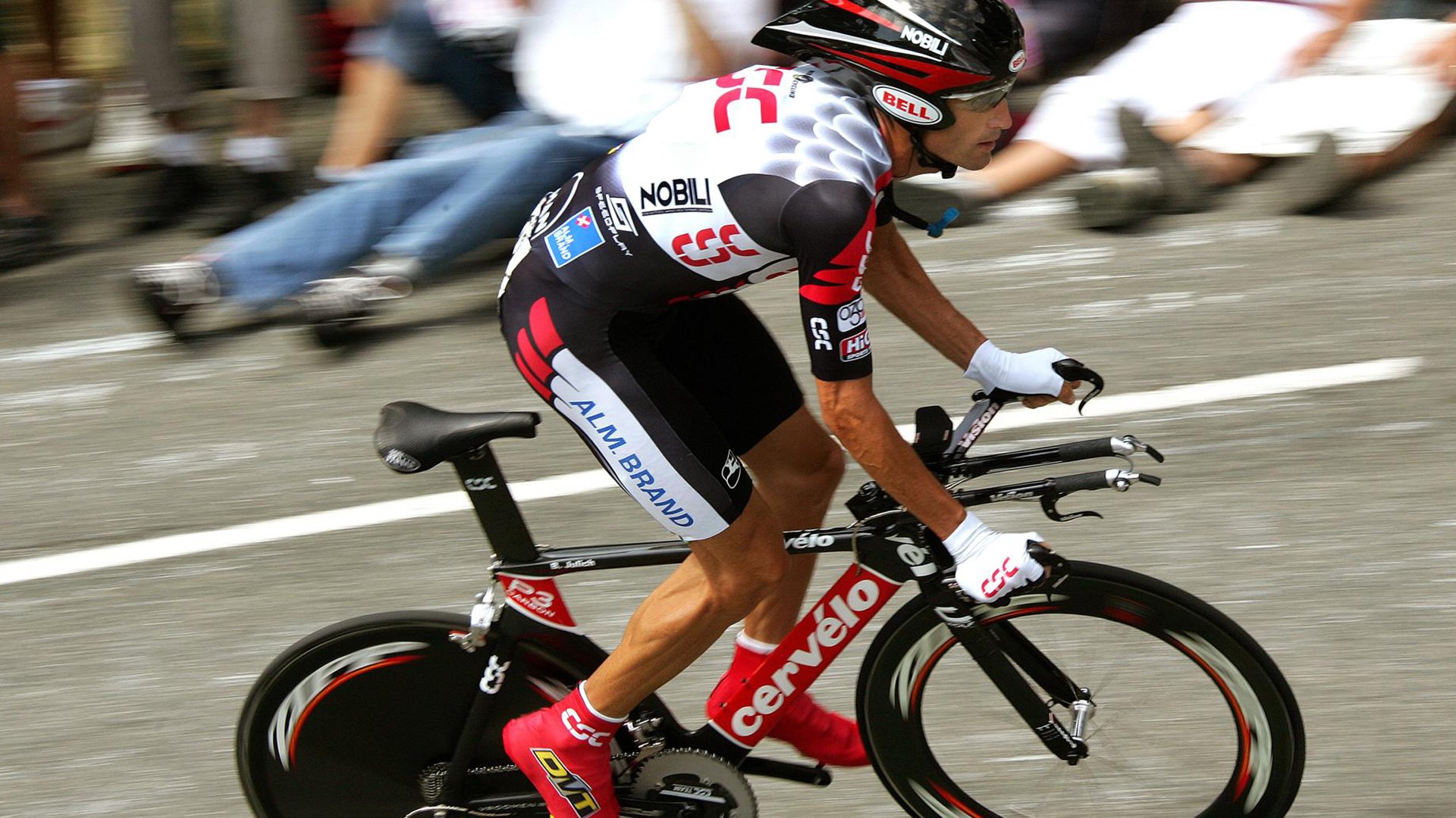 对手的火焰与团队的冰山—张本智和点燃赛场，中国队逆转取胜